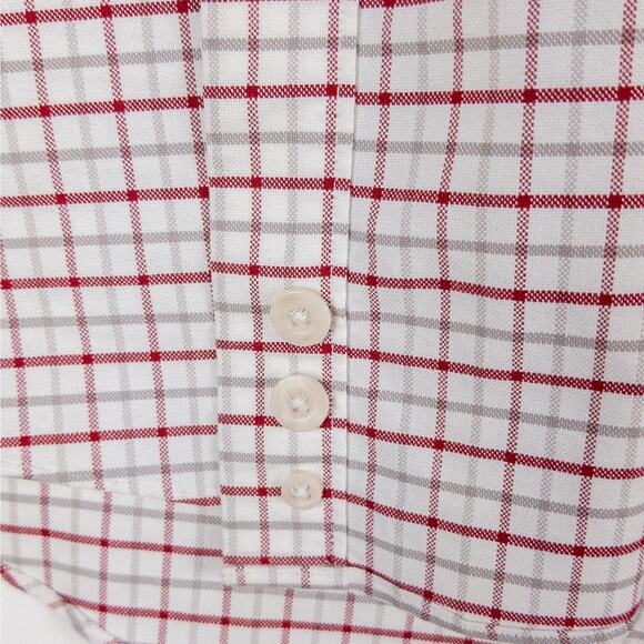 Cabela’s Men’s Large – Red Gray Tattersall Country Outdoor Short Sleeve Shirt - Picture 8 of 13